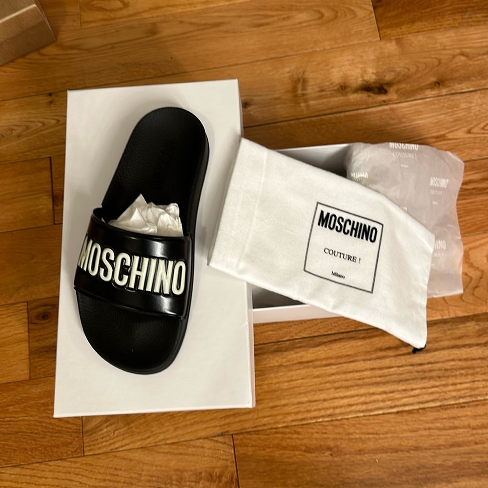 Never been out of the box Moschino slides